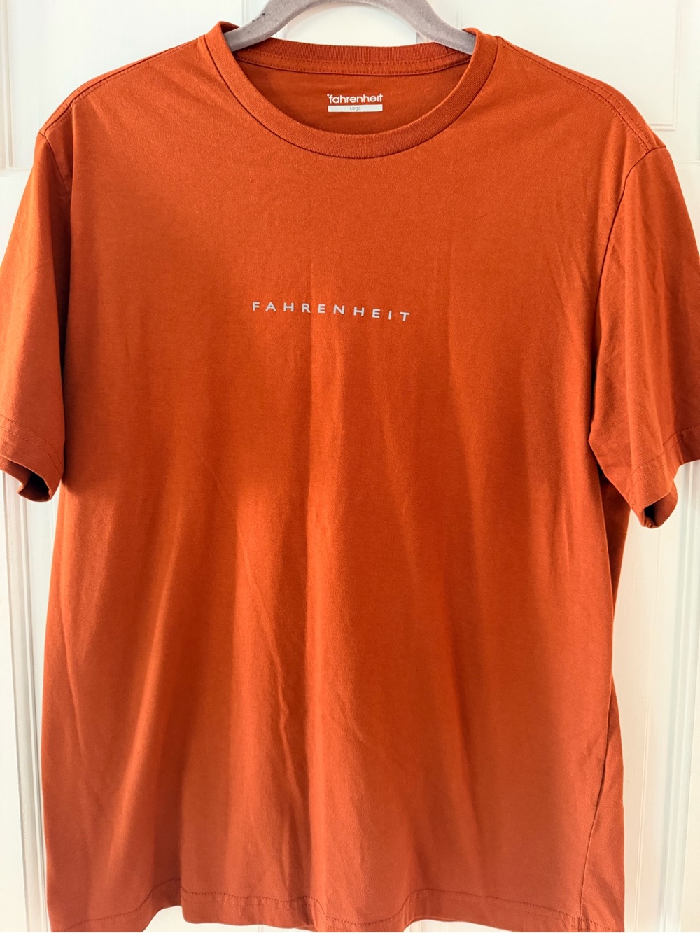 Fahrenheit Brand Men's Orange Crewneck Graphic T-Shirt - Size Large